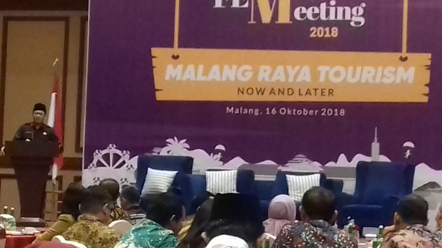 Wali Kota Sutiaji saat memberikan paparan dalam acara Forum Ekonomi Malang Raya di Hotel Ijen Suites Malang. Wali Kota Sutiaji saat memberikan paparan dalam acara Forum Ekonomi Malang Raya di Hotel Ijen Suites Malang.