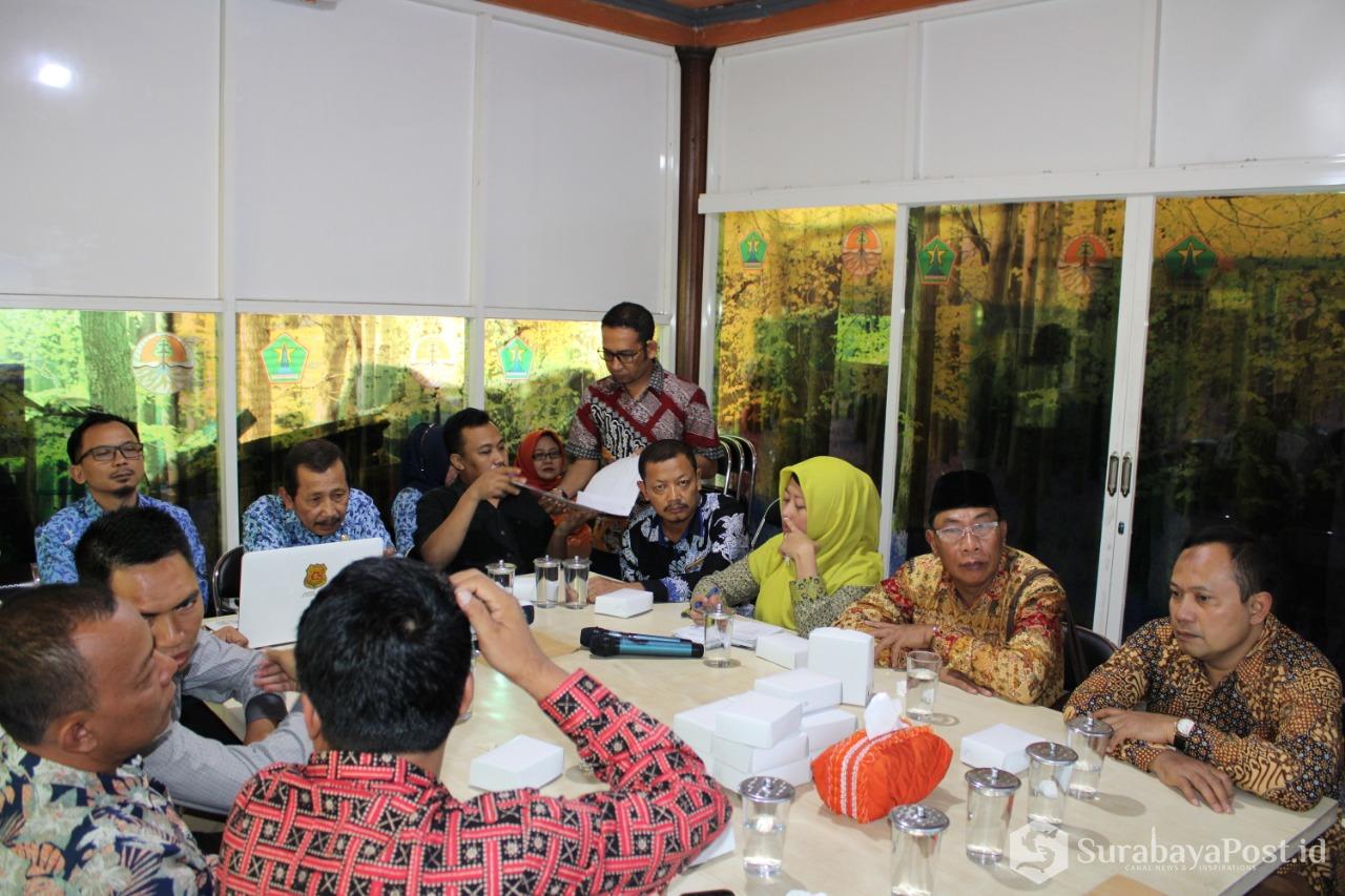 Anggota DPRD Kabupaten Mojokerto bersama Kepala DLH Kabupaten Mojokerto melakukan Kunker ke DLH Kota Malang