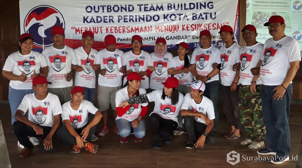 Partai Perindo Kota Batu menggelar outbound untuk membangun kebersamaan dalam memenangkan Pileg 2019.