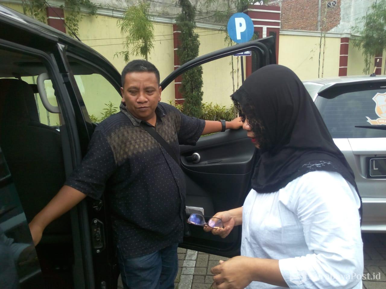 Natalia Christiana saat hendak dibawa menuju Lapas Wanita Sukun, Kota Malang. 
