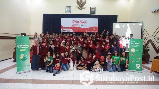 IMG-20190225-WA0049 Komunitas Bukalapak Malang dan Surabaya foto bersama dengan GrabExpress. Bukalapak Gandeng GrabExpress Optimalkan Penjualan Online 1.000 Usaha Kecil di 10 Kota Besar.