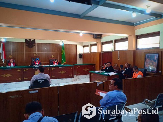 IMG-20190318-WA0080 Saksi saat memberikan keterangan dalam persidangan kasus pemalsuan dokumen dengan terdakwa R Dandung Jul Hardjanto dan Andriono