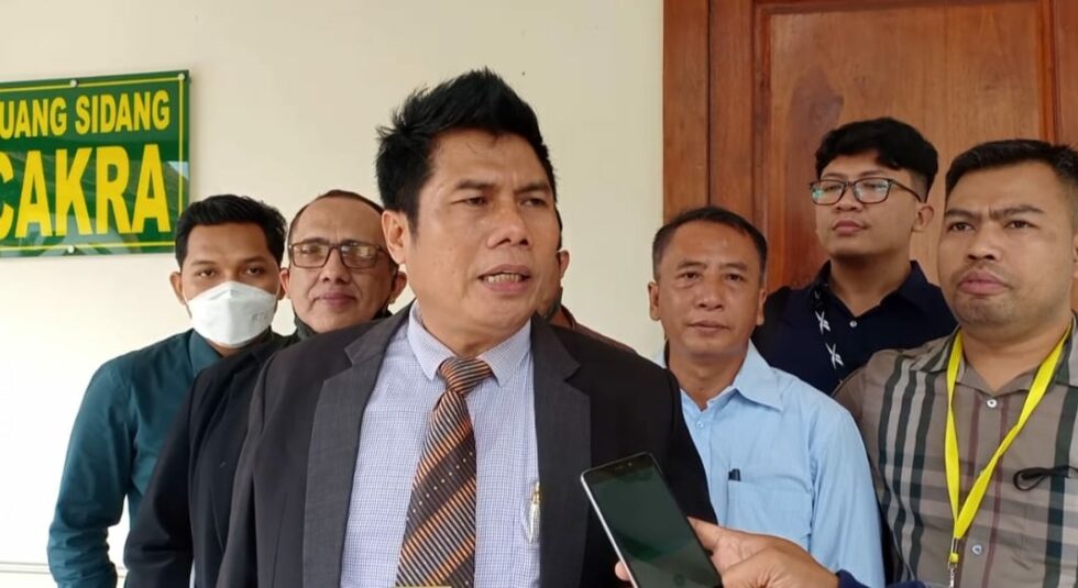 Sidang Di Tunda, Majelis Hakim Kabulkan Penangguhan Penahanan Terdakwa ...