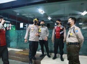 Giat razia yang digelar Tim Pamor Keris Polresta Malang Kota dengan sasaran Cafe dan tempat hiburan malam