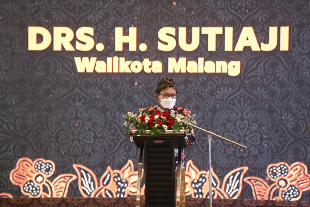 Walikota Malang, H Sutiaji memberi arahan dalam Musrembang RKPD 2023 di Grand Mercure Hotel