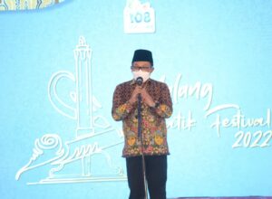 Walikota Malang, H Sutiaji, memberikan sambutan dalam gelaran Malang Batik Festival