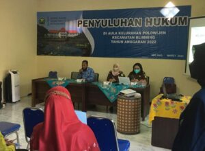 Kejaksaan Negeri Kota Malang, memberikan sosialisasi penyuluhan hukum di Kantor Kelurahan Polowijen, Kecamatan Blimbing