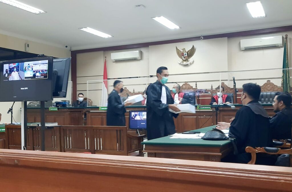 Proses persidangan di Pengadilan Negeri Tipikor Surabaya