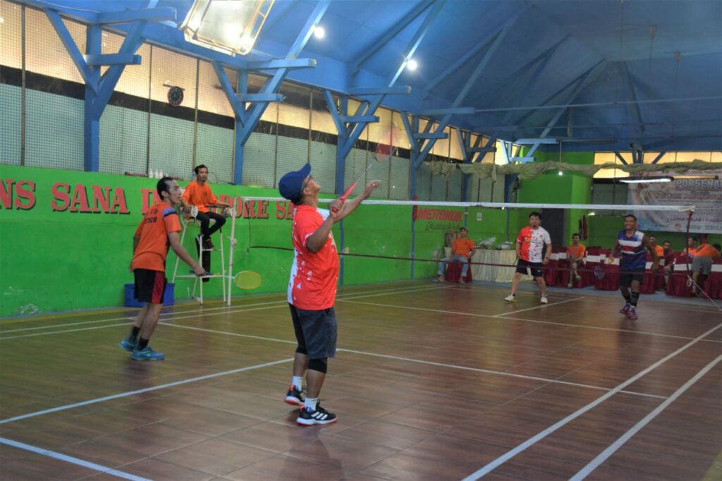 Badminton, olahraga yang digagas Kalapas Kelas 1 A Malang, RB Danang bersama awak media