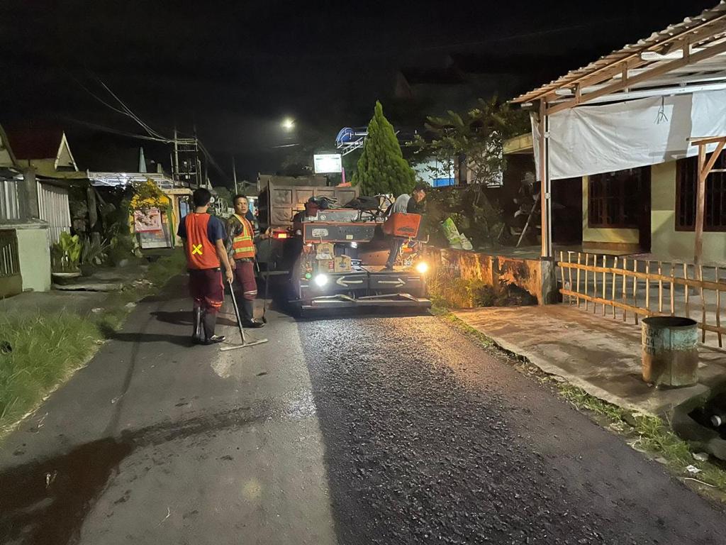 Perbaikan di jalan Tebo Selatan, Kecamatan Sukun