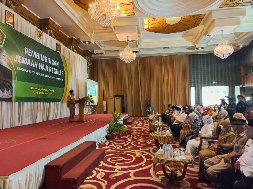 Walikota Malang, H Sutiaji saat membuka acara bimbingan manasik haji 2022 yang digelar oleh Kemenag Kota Malang (ist)