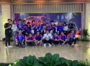 Atlet e-Sport Kota Malang yang berlaga di ekshibisi Porprov VII Jawa Timur, mampu mengharumkan Kota Malang dengan torehan 1 emas dan 1 medali perak. (ist)