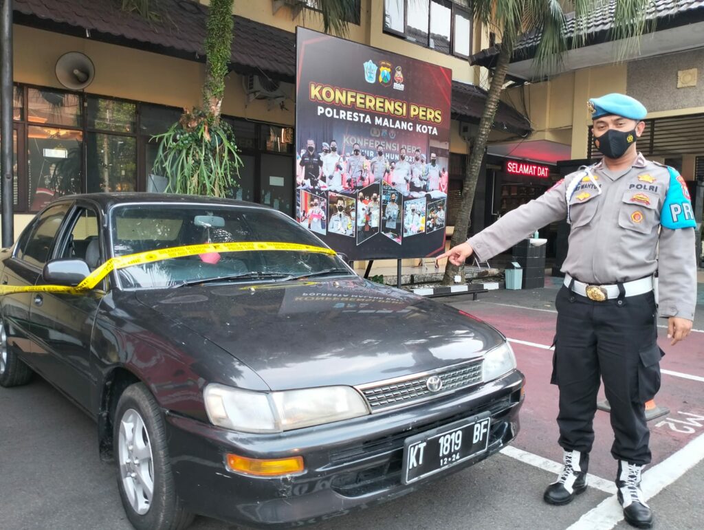 Inilah mobil yang digunakan tersangka membawa 20 kilogram Sabu dan berhasil diringkus Satreskoba Polresta Malang Kota