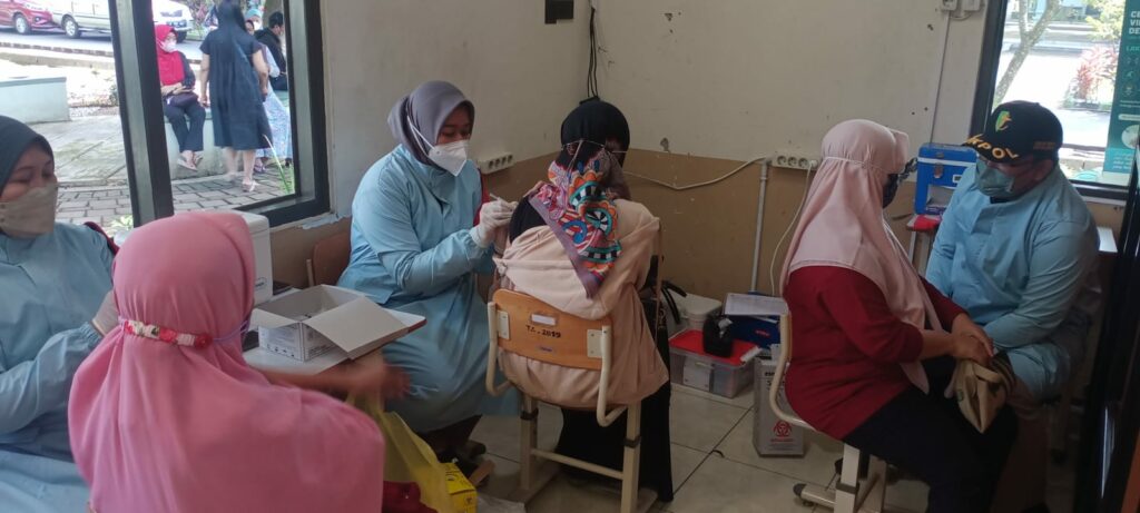 Vaksinasi serentak yang digelar Polresta Malang Kota