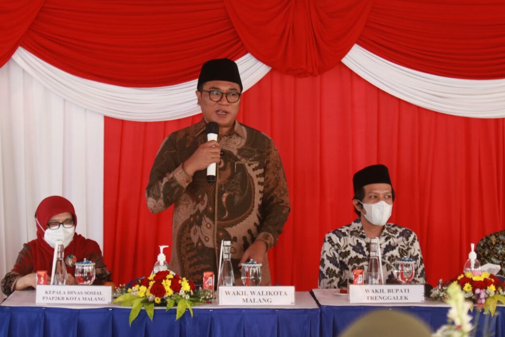 Wakil Walikota Malang, Ir. H. Sofyan Edi Jarwoko, memberi sambutan atas kunjungan kerja Wakil Bupati Trenggalek, Syah Muhamad Natanegara (ist)