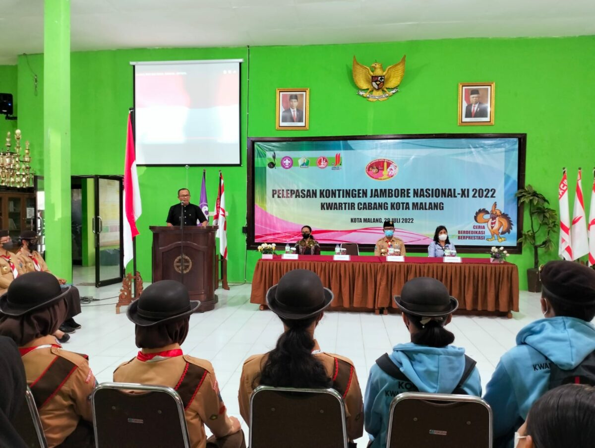 Walikota Malang, H Sutiaji saat memberikan sambutan sekaligus melepas keberangkatan Kontingen Jambore Nasional XI Kwarcab Kota Malang