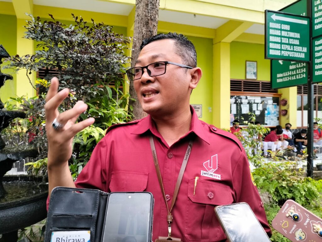 Pimpinan Cabang Bank Jatim, Dedi Adjie Wijaya