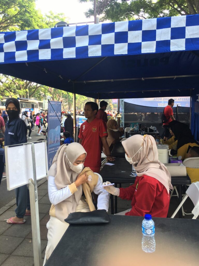 Antusias warga Kota Malang dalam meriahkan Hari Lalu Lintas Bhayangkara Ke-67 (ist)