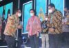 Walikota Malang, H Sutiaji menerima penghargaan WTP dari Menteri Keuangan Republik Indonesia Sri Mulyani. (Ist)