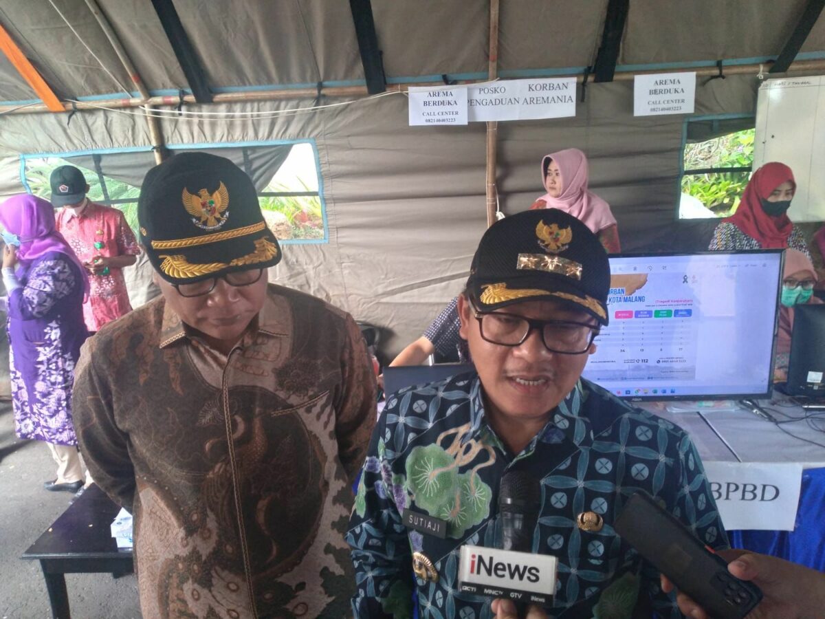 Walikota Malang, H Sutiaji didampingi Wakil Walikota Sofyan Edi Jarwoko saat ditemui awak media di Posko Layanan Informasi (ist)
