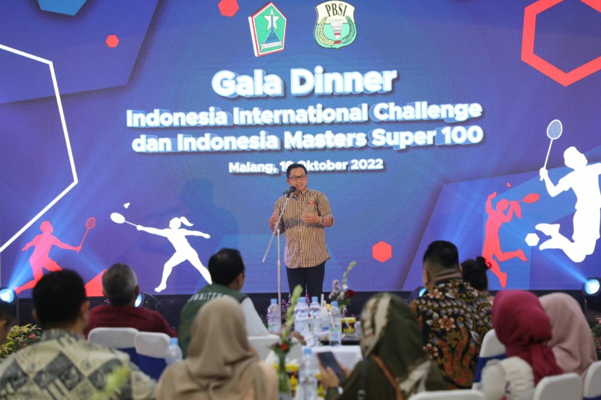 Walikota Malang H Sutiaji, memberikan sambutan dalam gala dinner yang diikuti para pemain, official, perangkat pertandingan dan panitia Indonesia Internasional Challenge dan Indonesia Masters Super 100 (ist)