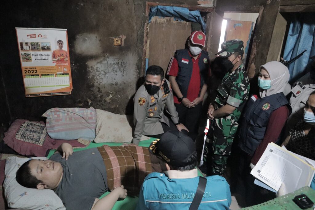 Polresta Malang Kota bersama Kodim 0833 Kota Malang, PPNI Serta Relawan menggelar Baksos dan bakti kesehatan untuk Disabilitas (ist)