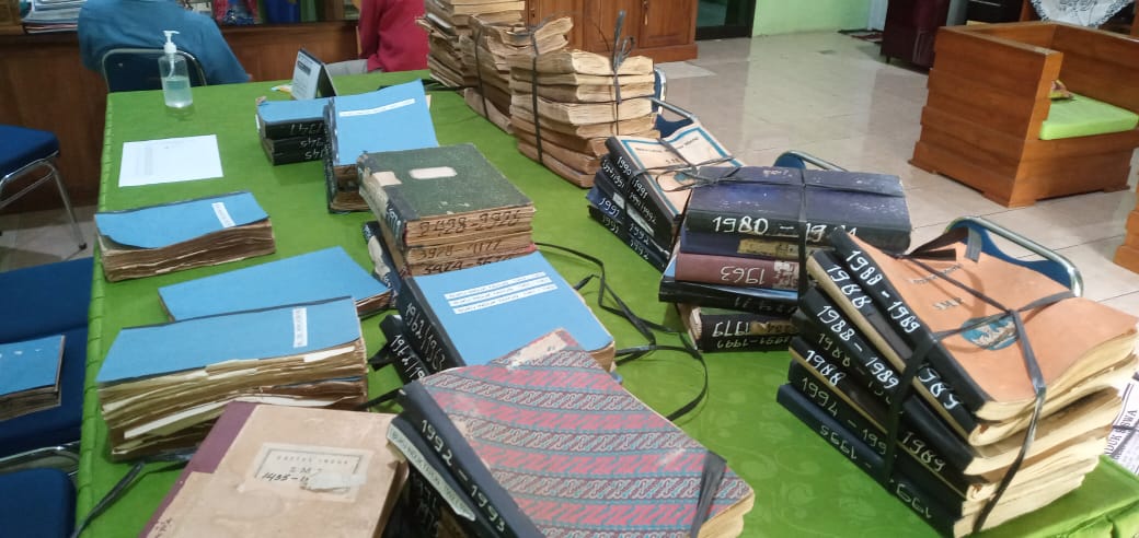 SMP Negeri 1 Madiun merestorasi ribuan lembar dokumen penting sejak tahun 1942
