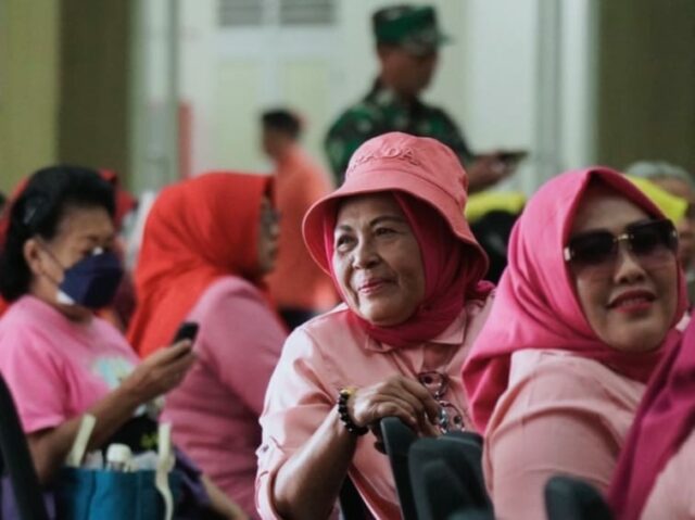 Forkom Warga Lansia Jatim Temu  Kangen di Kota Batu 