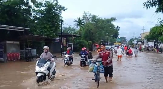 Bencana Hidrometeorologi Singgah di Ponorogo Akibatkan Banjir, Longsor dan Jembatan Putus