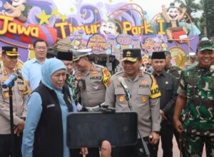 Kapolres Batu Dampingi Kunjungan Gubernur Jatim Pada Tempat Wisata di Kota Batu