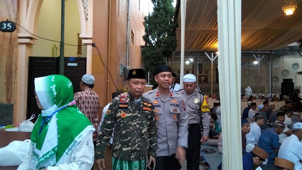 Kapolsek Blimbing, Kompol Danang Yudanto tampak hadir ditengah warga Nahdliyyin