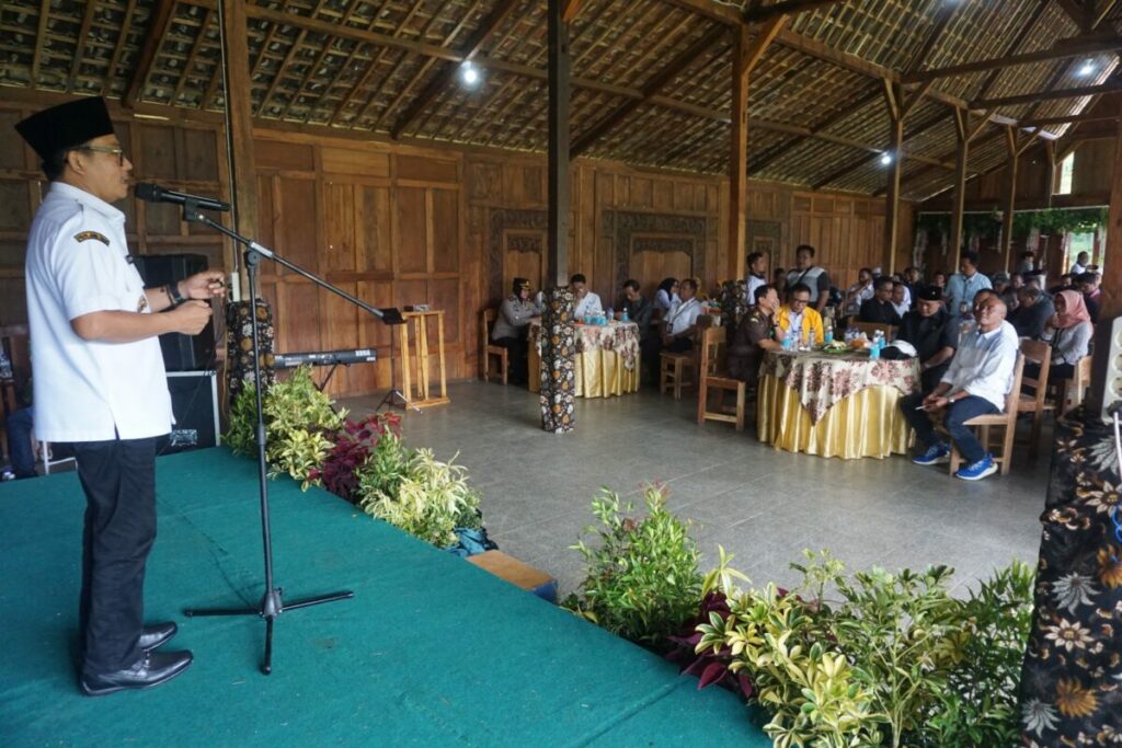 Walikota Malang, H Sutiaji memberikan sambutan dalam acara pelantikan MAPPILU PWI Malang Raya masa bakti 2022/2025