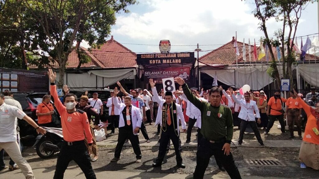 Tari Remo di iringan Gending Jawa menyemarakan pendaftaran Bacaleg dari DPD PKS Kota Malang