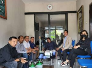 SEPAKAT: Pertemuan para pedagang dan managemen Malang Plaza yang diwakili masing - masing kuasa hukumnya, menyepakati kompensasi 4 bulan gratis (istimewa)