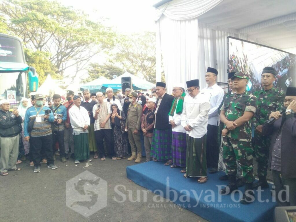 Rombongan calon jamaah haji asal Kota Malang diberangkatkan Walikota Sutiaji (ist)