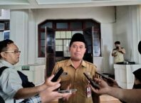Kepala Dinas Pendidikan dan Kebudayaan Kota Malang, Suwarjana saat ditemui awak media di Balaikota Malang, Senin (05/06/2023).