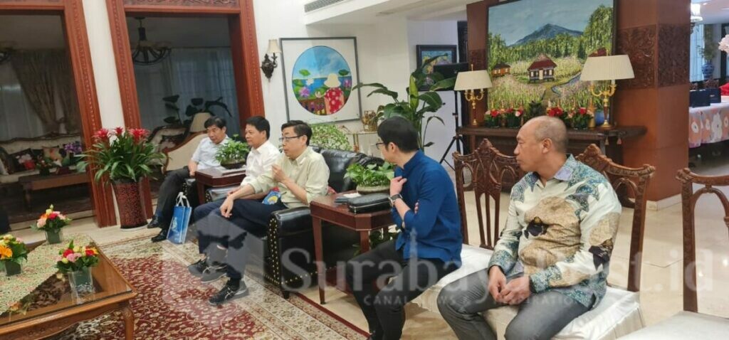 Sejumlah Kepala Dinas tampak mendampingi Walikota Sutiaji untuk promosikan penguatan ekonomi kreatif Kota Malang kepada pengusaha Beijing (dok.humas Pemkot)