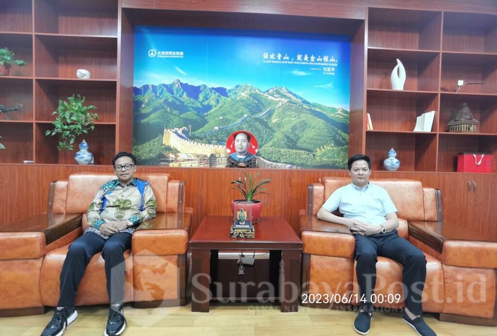 Walikota Sutiaji dalam kunjungan Terkait Pembahasan Ekspor Produk (dok.humas Pemkot)