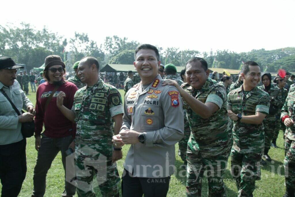 Bentuk sinergitas TNI - Polri, ribuan prajurit menggelar rangkaian kegiatan bersama di lapangan Rampal Kota Malang (ist)