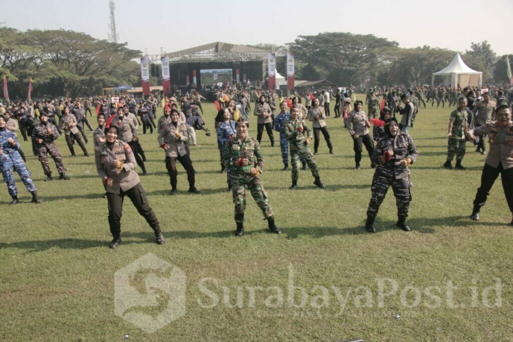 Bentuk sinergitas TNI - Polri, ribuan prajurit menggelar rangkaian kegiatan bersama di lapangan Rampal Kota Malang (ist)