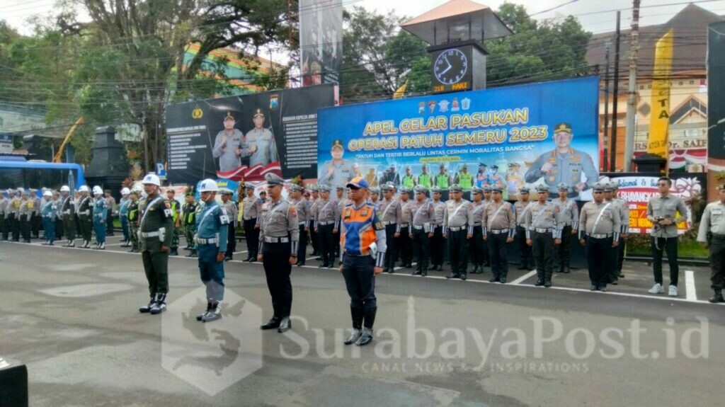 Apel gelar pasukan Operasi Patuh Semeru 2023 di pimpin Kapolresta Malang Kota, Kombes Pol Budi Hermanto