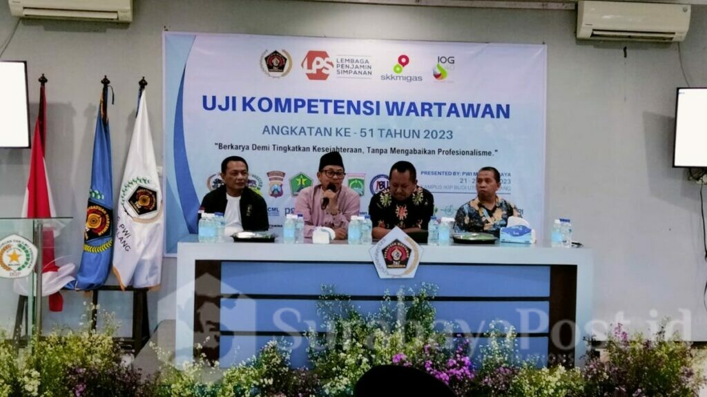 Walikota Malang H Sutiaji memberikan sambutan dan motivasi kepada peserta UKW angkatan 51 yang digelar di Kampus C, IKIP Budi Utomo Malang