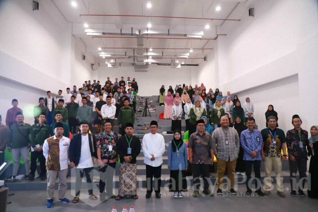 Bertempat di MCC Kota Malang telah dilaksanakan Workshop Literasi Digital dengan mengusung tema "Solusi Menghadapi Era Society 5.0" pada Jumat (28/07/2023).