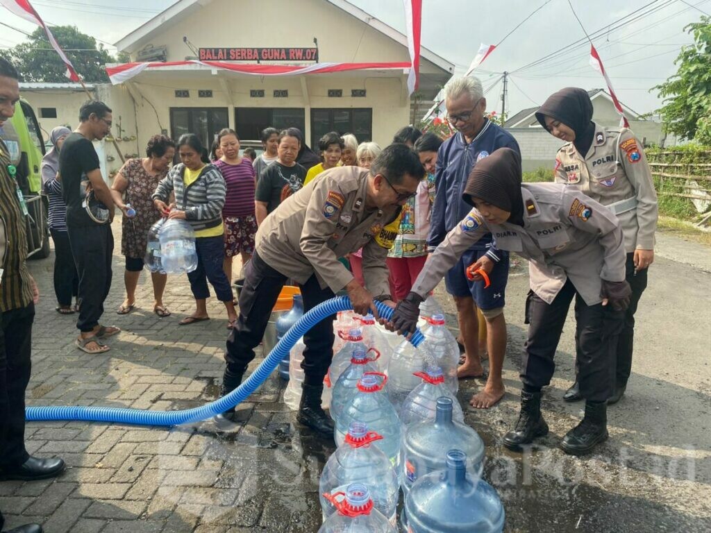 Polresta Malang Kota Distribusikan 100 Ribu Liter Air Bersih Dari Akpol 95 Patria Tama. (ist)