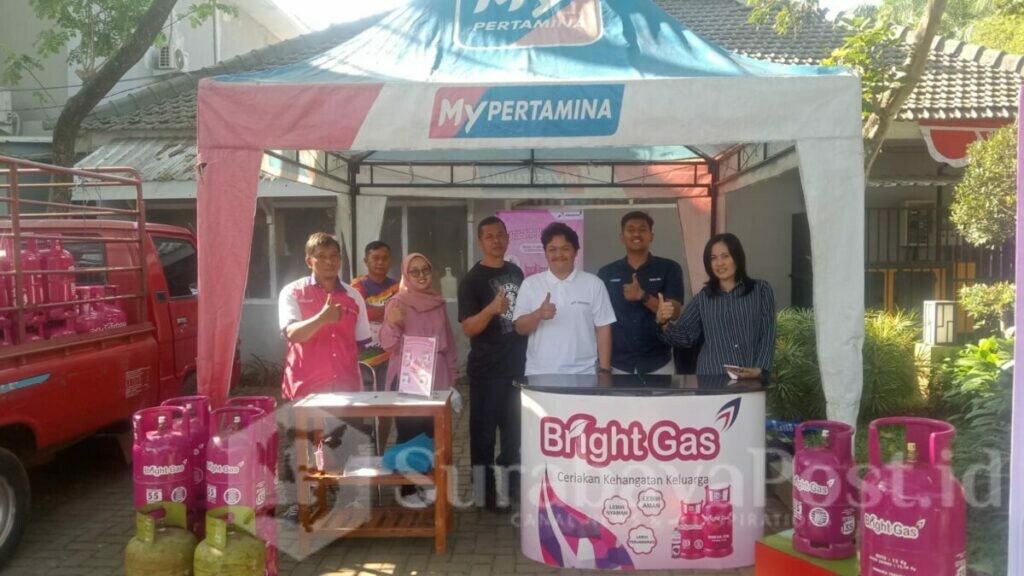Diskopindag Kota Malang bersama PT Pertamina membuka booth penukaran tabung elpiji 3kg ke Bright Gas, Jumat (11/08/2023).