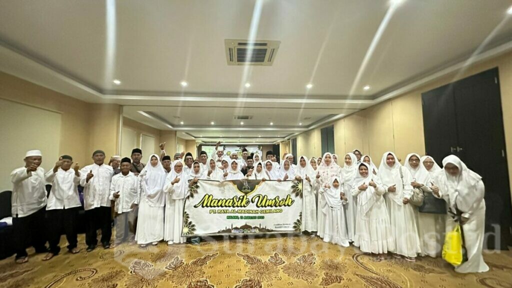 Biro jasa travel perjalanan Haji dan Umroh, PT Raya Al-Madinah Gemilang saat menggelar manasik umroh di El Hotel, Karangploso, Kabupaten Malang, Jawa Timur