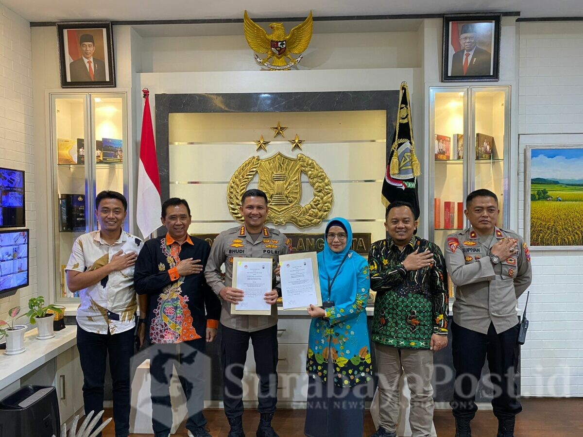 Penandatanganan MoU Polresta Malang Kota dengan KPU Kota Malang