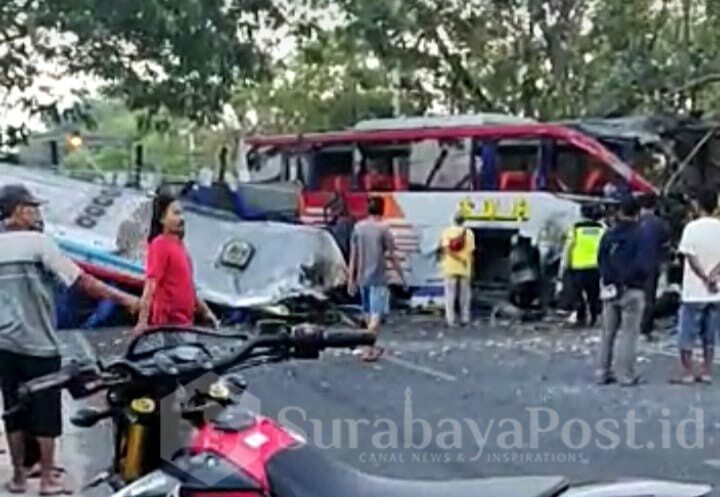 Dua Bus Cepat Antar Provinsi Bertabrakan di Ngawi, 3 Penumpang Tewas