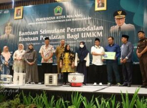 Diskopindag Berikan Bantuan Stimulan Peralatan kepada 200 Pelaku UMKM di Kota Malang