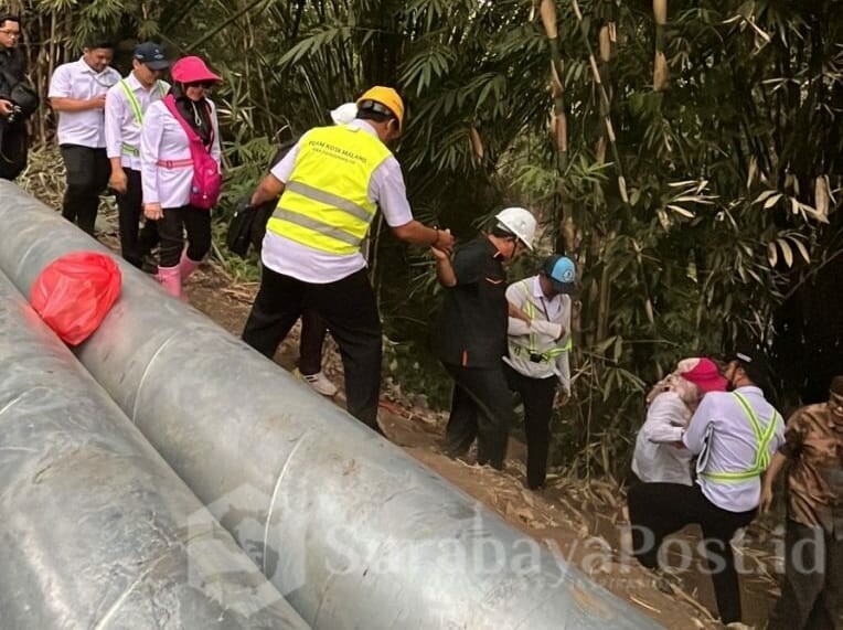 Komisi B DPRD Kota Malang meninjau proyek pembangunan Sistem Penyedia Air Minum (SPAM) 2 di Kantor Pusat Perumda Air Minum Tugu Tirta Kota Malang dan Water Treatment Plant (WTP) yang berada di Kelurahan Pandanwangi, Kecamatan Blimbing, Kota Malang, Jawa Timur. (ist)